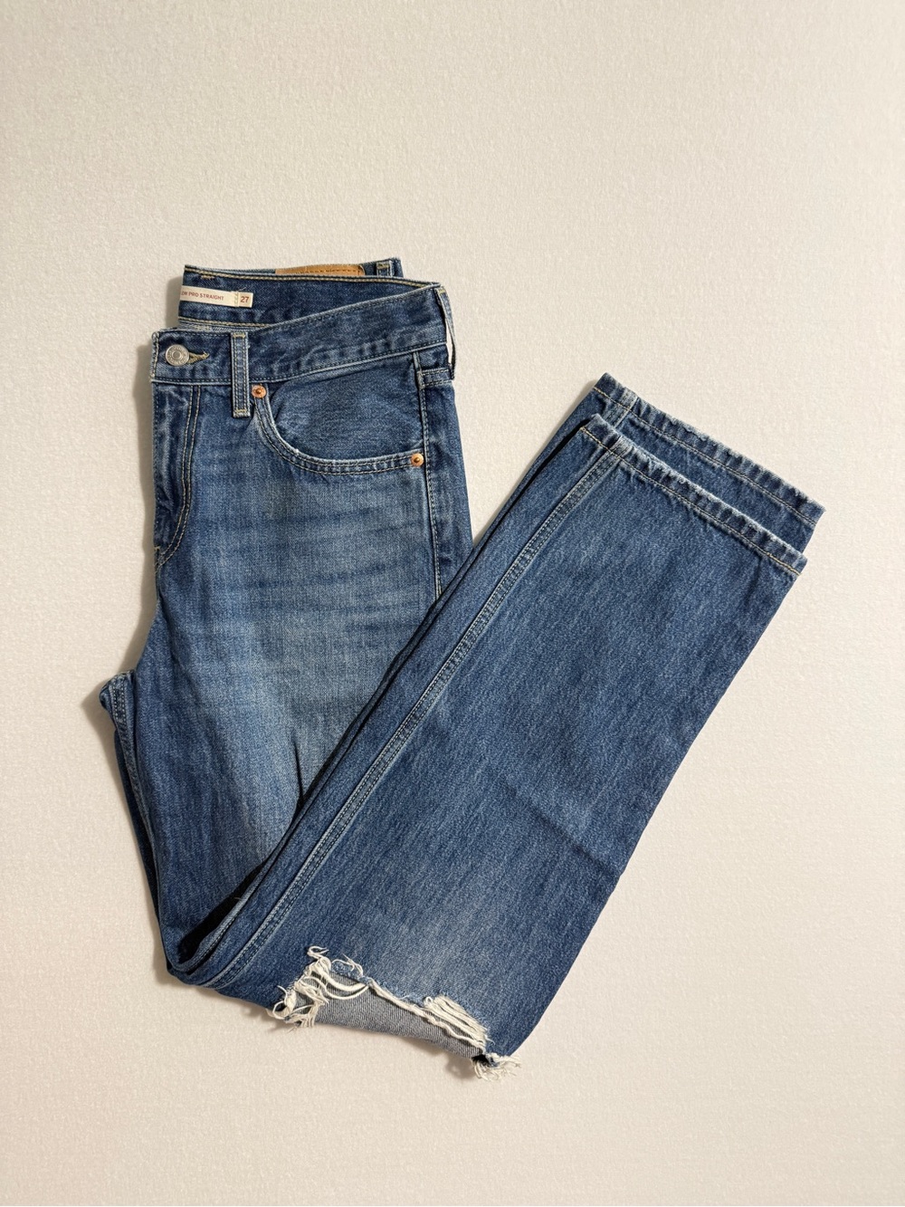 Levi’s Low Pro Straight Jeans Size 27